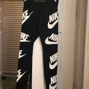 Nike leggings
